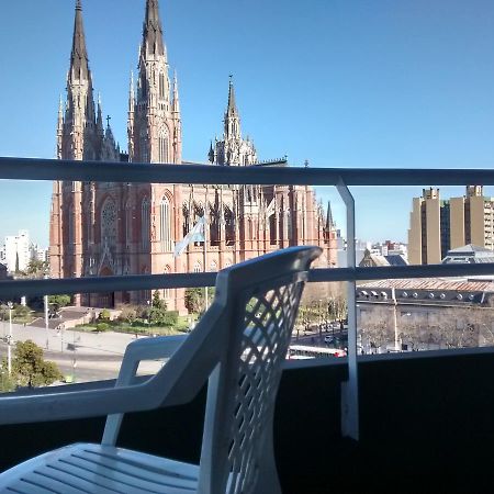 Departamento Plaza Moreno Con Balcon La Plata Eksteriør billede