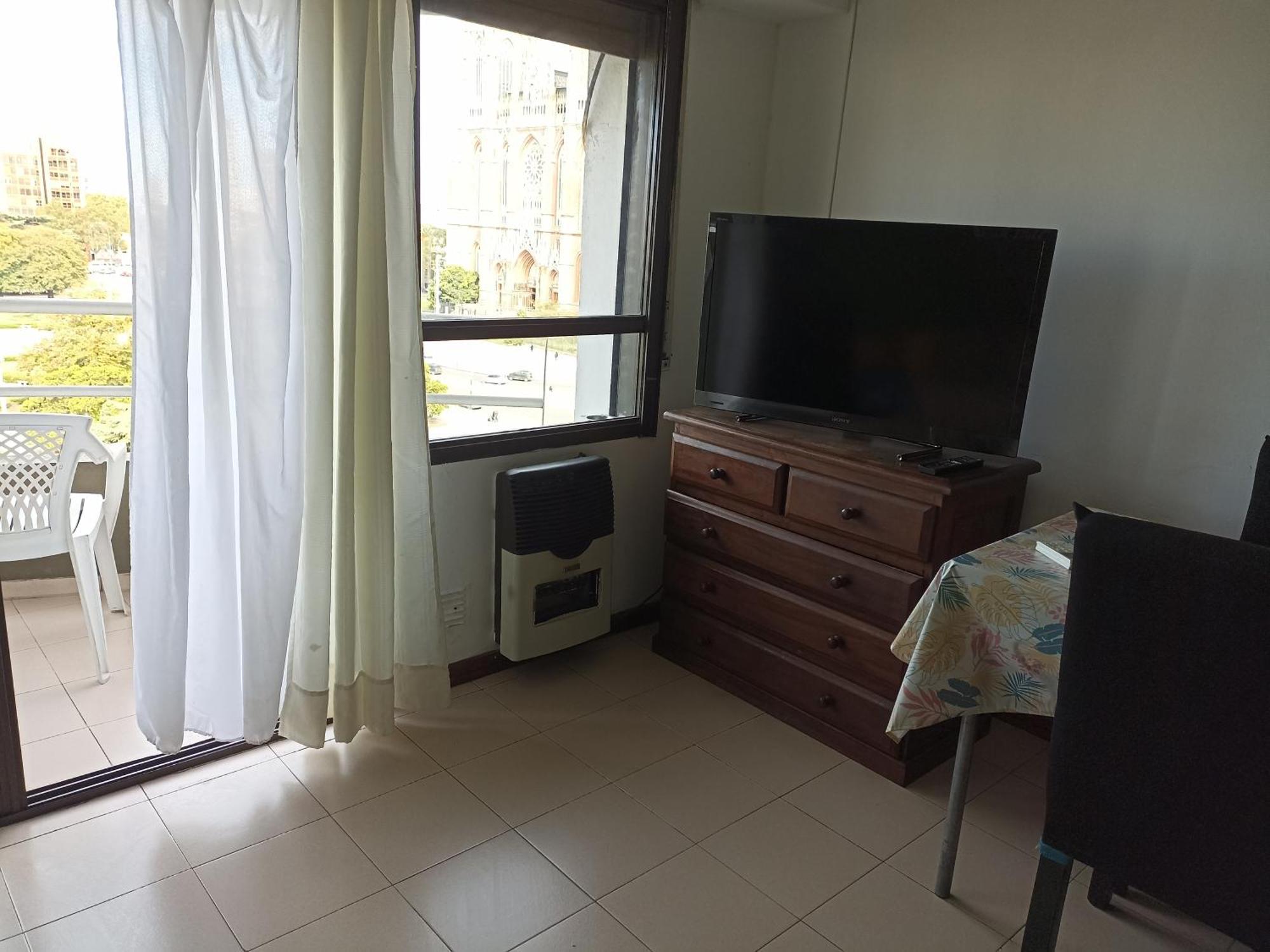 Departamento Plaza Moreno Con Balcon La Plata Eksteriør billede